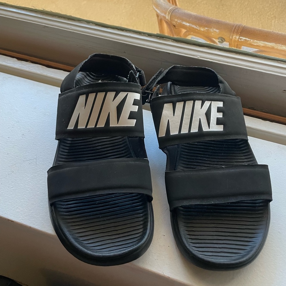 Nike Tanjuan Sandal